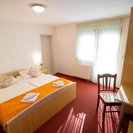 Rooms Cvitar - Center Кранска гора Екстериор снимка